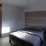 Cocon Ultra Centre Penzion 3*